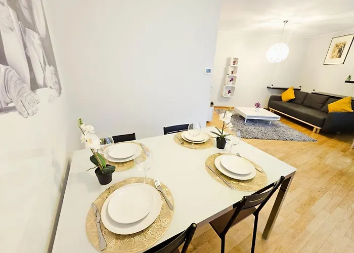 Apartment Modern 1br W Balcony&private Parking Luxemburg