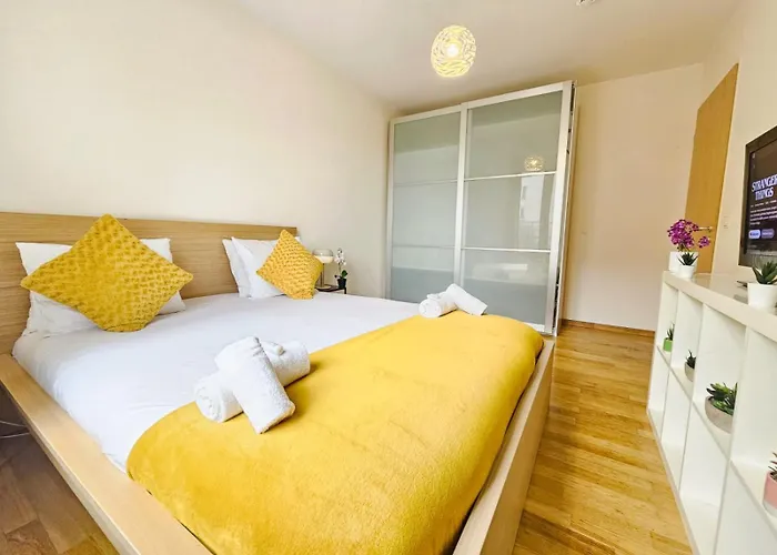 Modern 1br W Balcony&private Parking Apartment Luxemburg